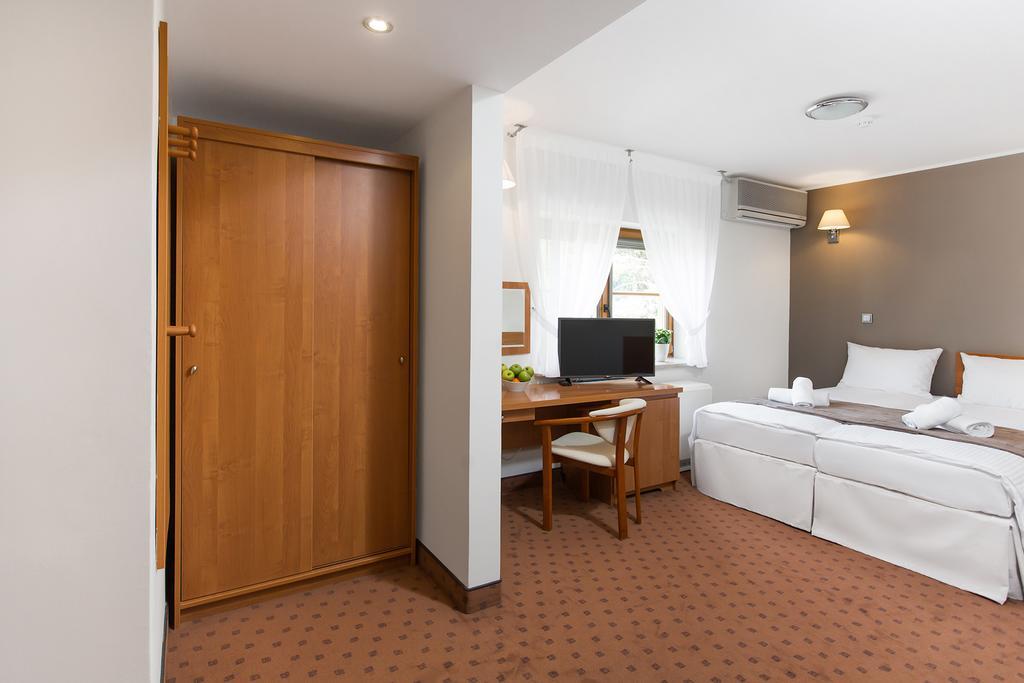 Hotel Debowa Gora Active & Spa Lack  Exterior photo